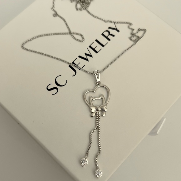 SCJEWELRY Jewelry - LAST ONE Cat with Heart Platinum Color Elegant  Necklace